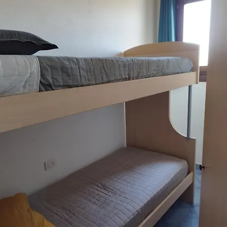 3 Pieces, 50 M2 Et Terrasse Vue Degagee Santa Teresa Gallura