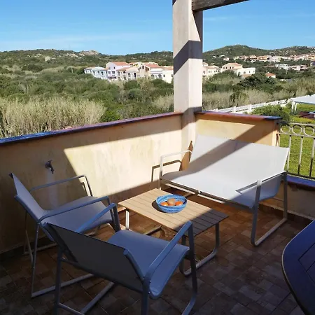 3 Pieces, 50 M2 Et Terrasse Vue Degagee * Santa Teresa Gallura